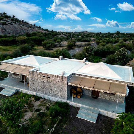 Clarks Safari Jawai Hotel Jawai Bandh Exterior photo