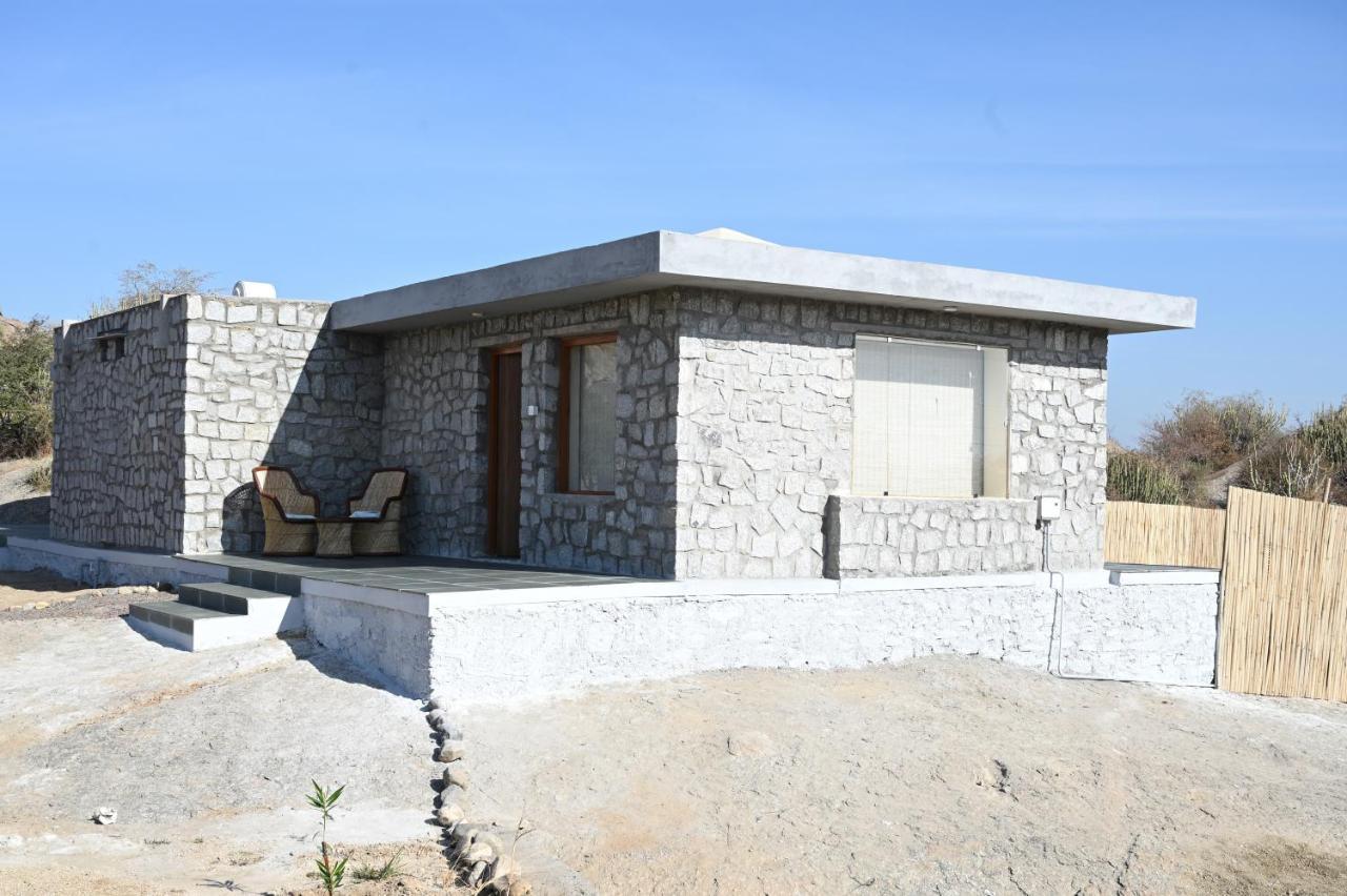 Clarks Safari Jawai Hotel Jawai Bandh Exterior photo