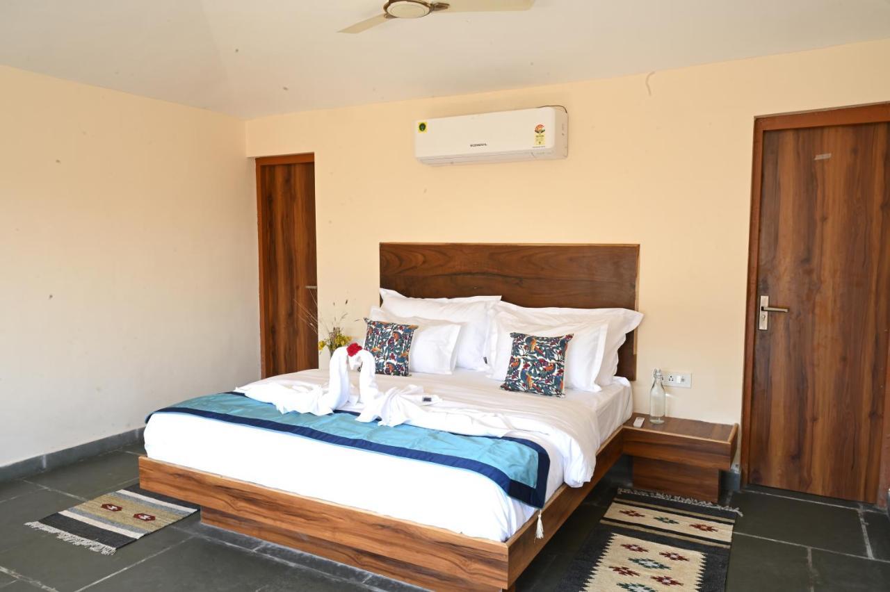 Clarks Safari Jawai Hotel Jawai Bandh Exterior photo