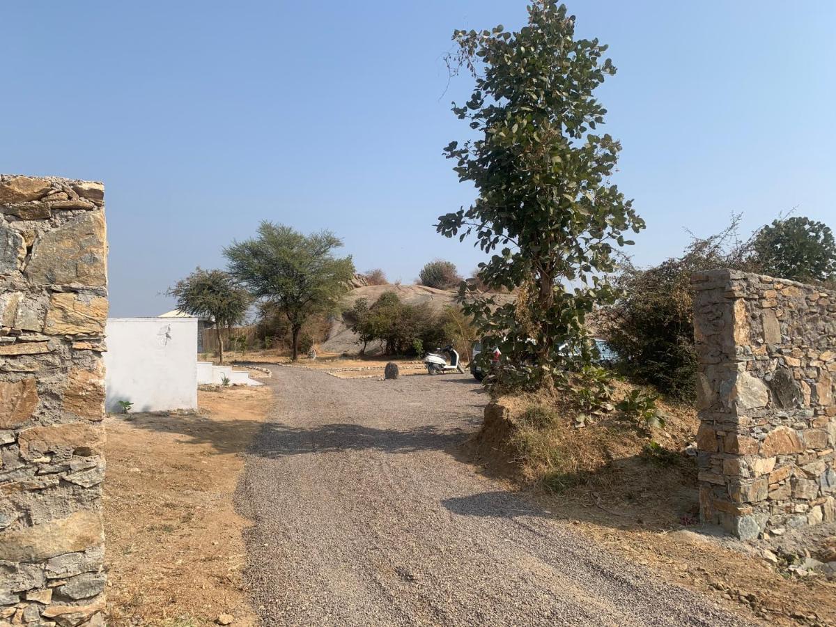 Clarks Safari Jawai Hotel Jawai Bandh Exterior photo