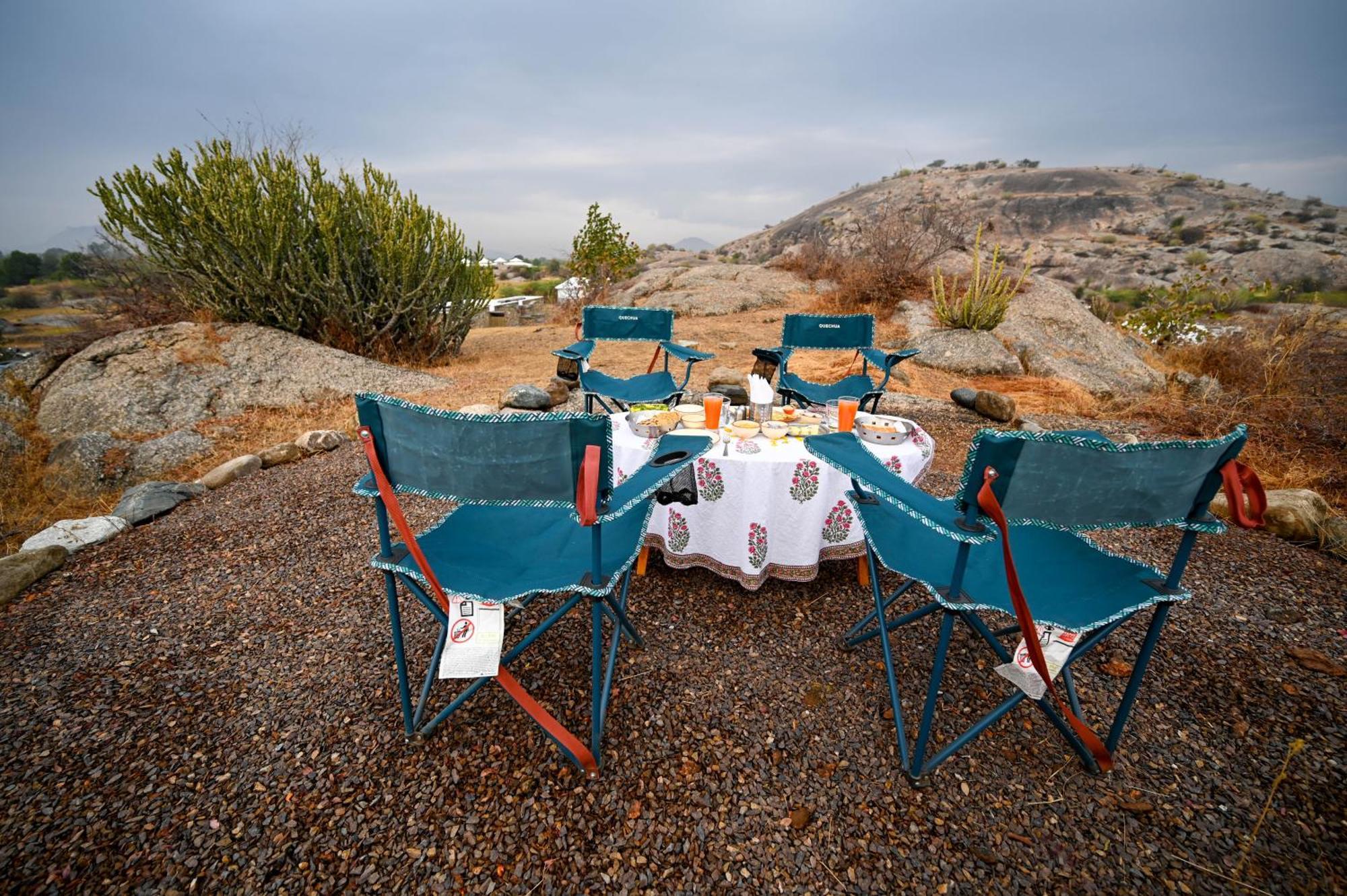 Clarks Safari Jawai Hotel Jawai Bandh Exterior photo